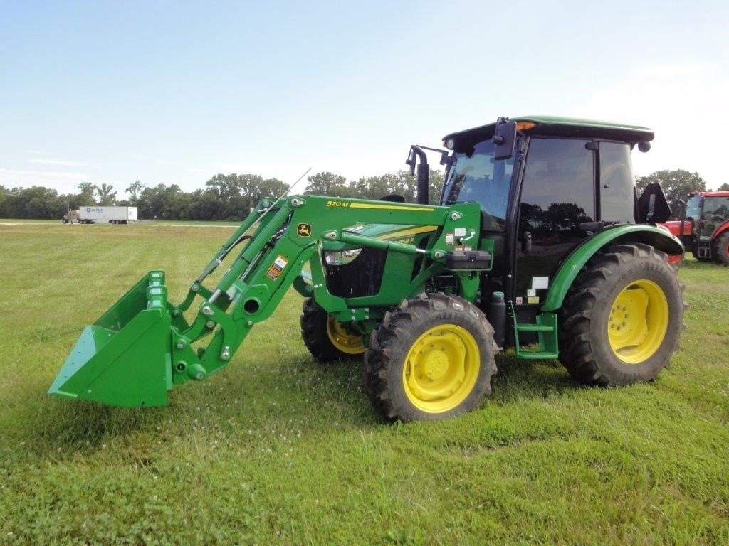2022 JOHN DEERE 5055E TRACTOR